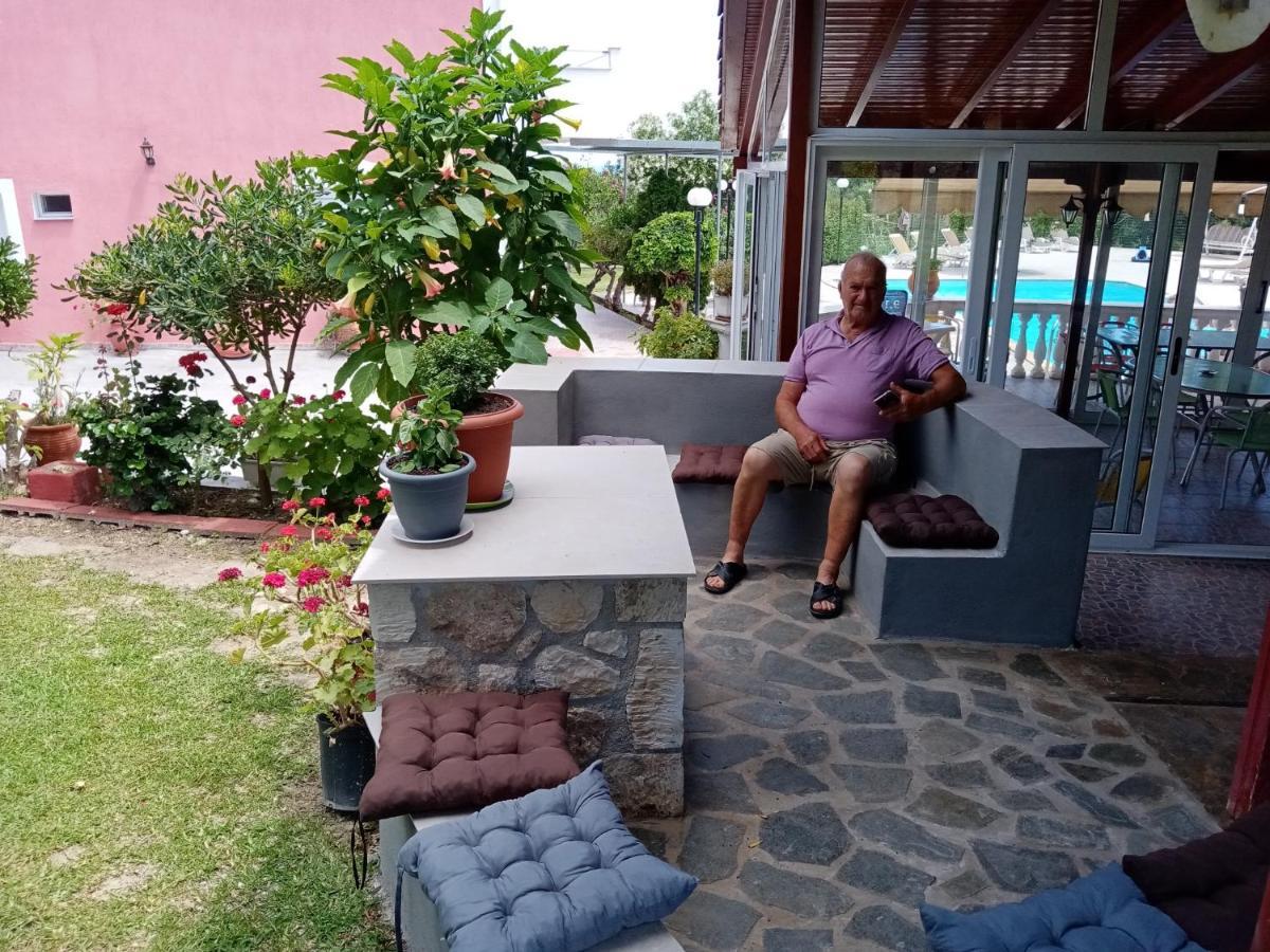 سبارتيا Amazona Apartments And Studios المظهر الخارجي الصورة